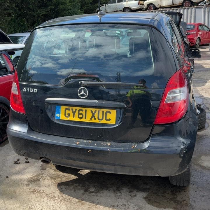 MERCEDES A160 BLUEEFF-Y CLASSIC SE