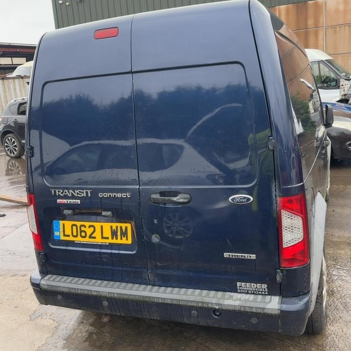 FORD TRANSIT CONNECT 90 T230 TREND