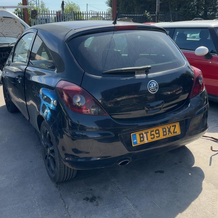 VAUXHALL CORSA SXI A/C