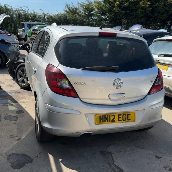 VAUXHALL CORSA SXI AC