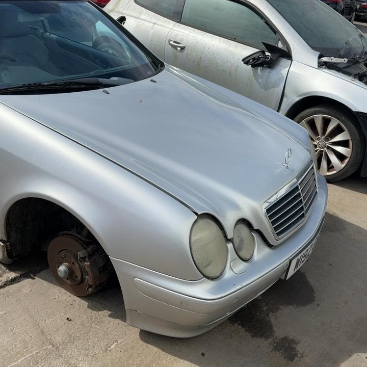 MERCEDES 