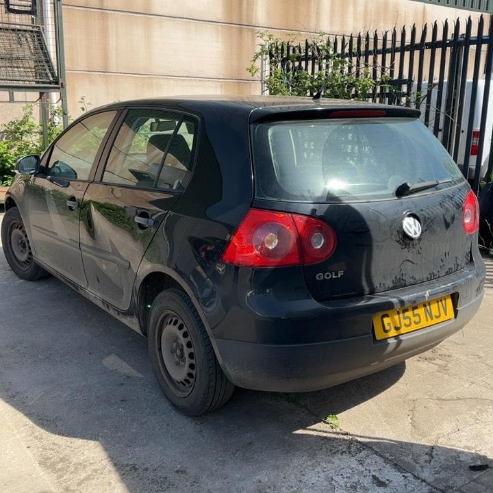 VOLKSWAGEN GOLF S