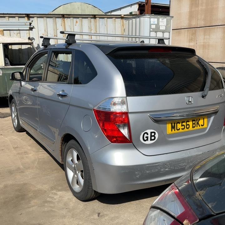HONDA FR-V SPORT