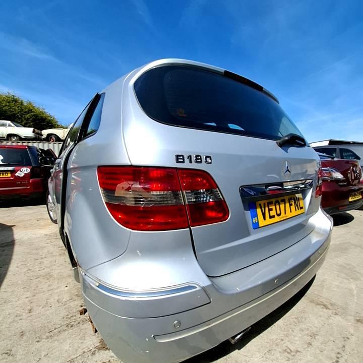 MERCEDES B180 CDI SE CVT