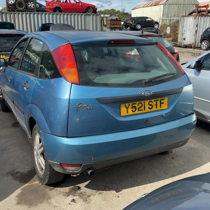 FORD FOCUS ZETEC AUTO