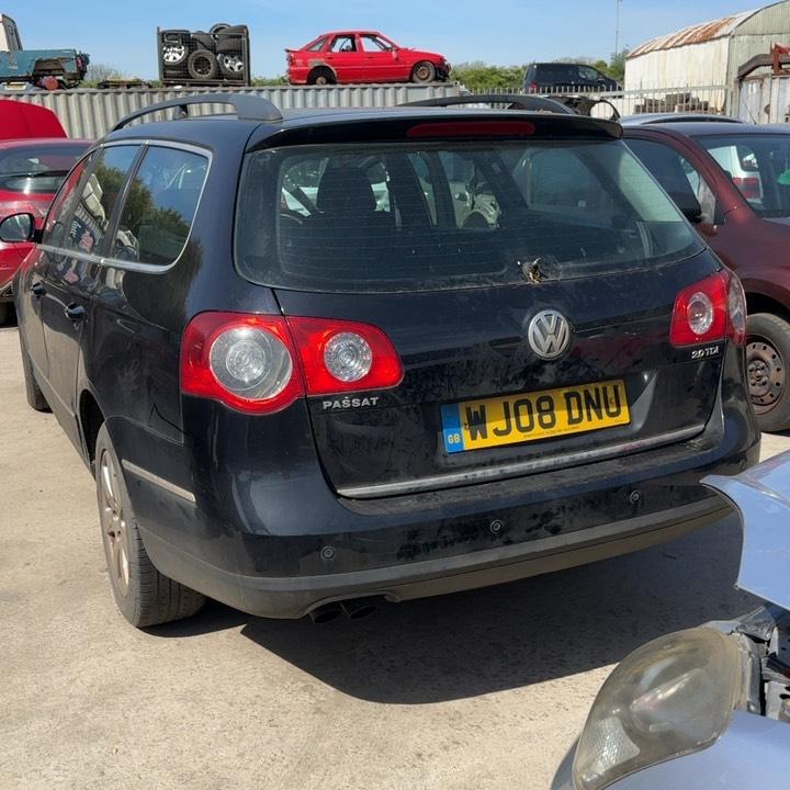 VOLKSWAGEN PASSAT SE TDI