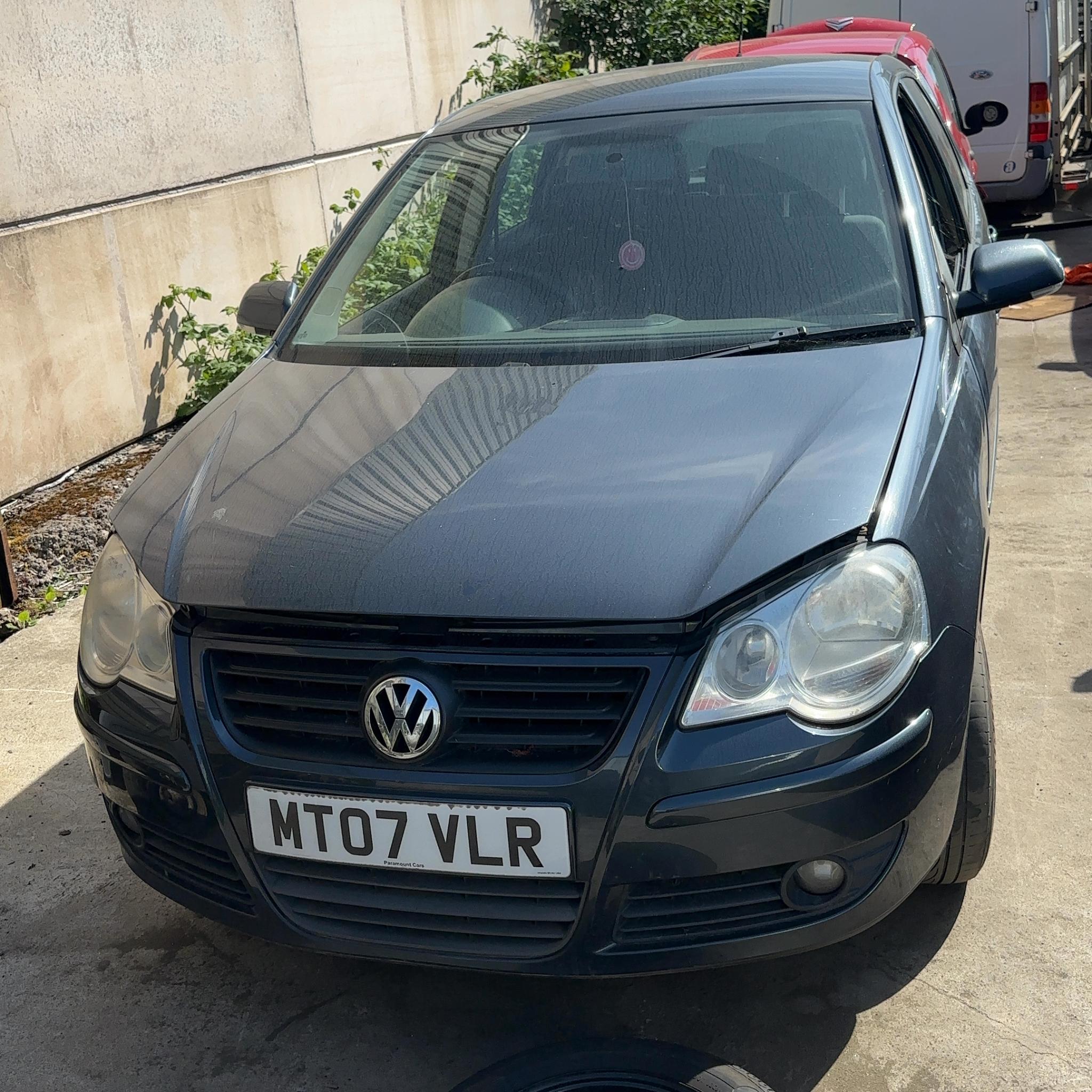 VOLKSWAGEN POLO S 55