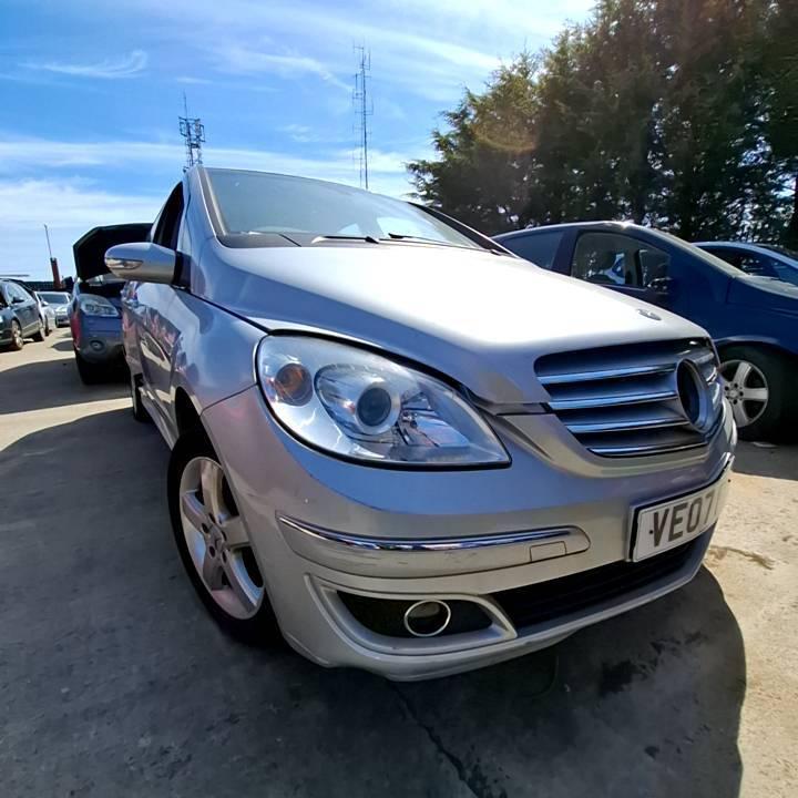 MERCEDES B180 CDI SE CVT