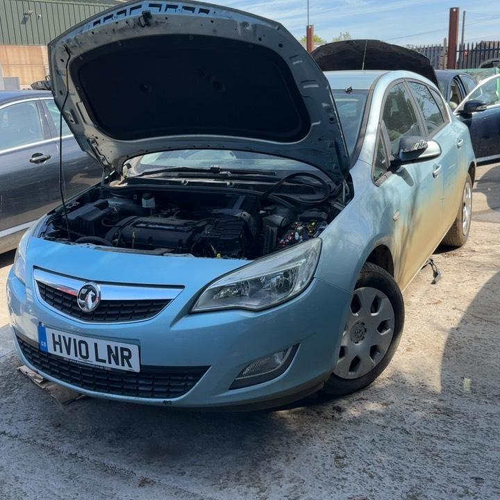VAUXHALL ASTRA EXCLUSIV 113