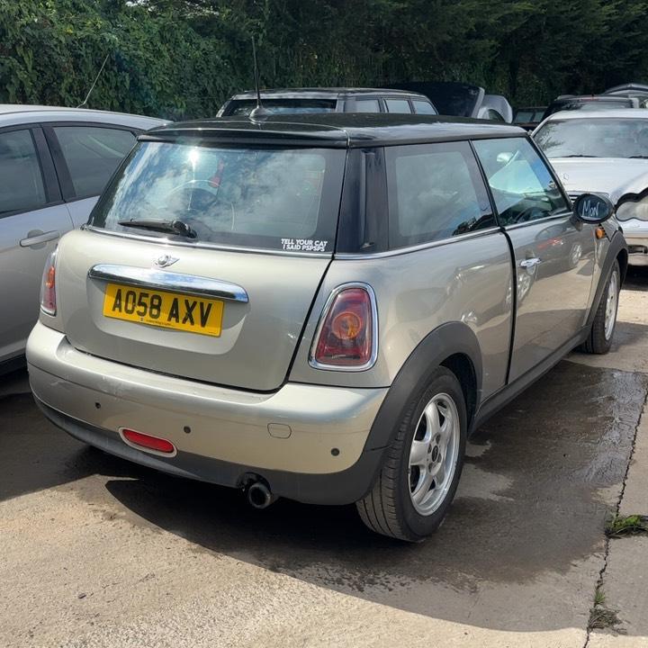 MINI COOPER D